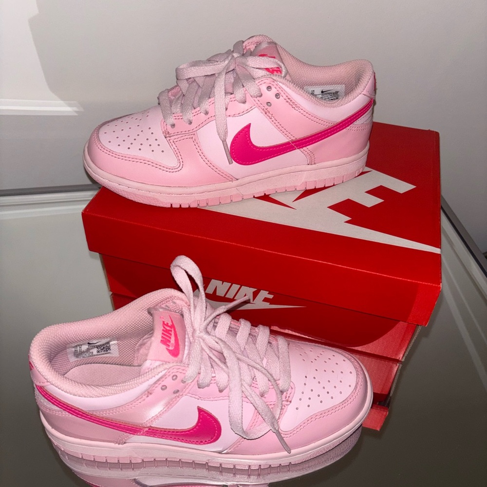 Nike Pink Sneakers Patent Leather Finish
